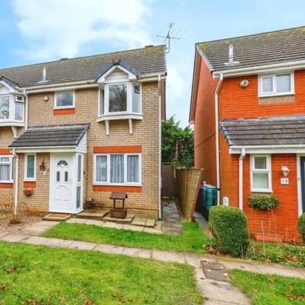 Buy this 3 bed duplex on Kingfisher Drive in Durrington, SP4 8LJ