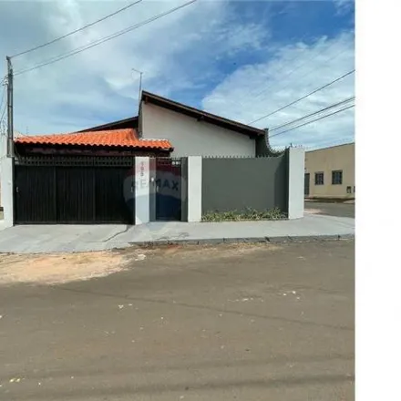 Buy this 3 bed house on Rua Comandante Meira Junior in Vila Militar, Uberaba - MG