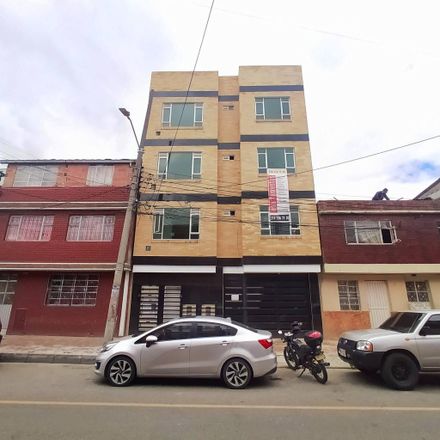 Rent this 2 bed apartment on Carrera 65 in Puente Aranda, 111621 Bogota