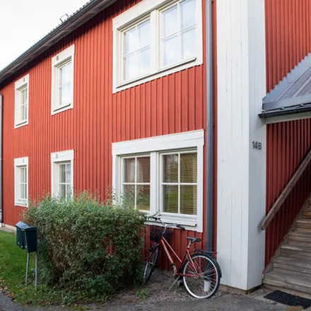 Rent this 1 bed apartment on Svedjevägen in 645 43 Strängnäs, Sweden