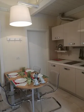 Image 3 - Via Niccolò Pisani, 70121 Bari BA, Italy - Apartment for rent