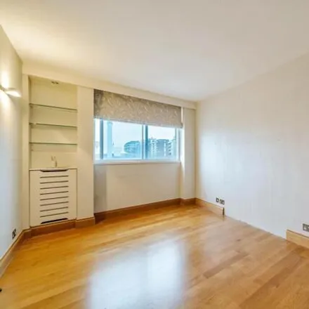 Image 3 - Lord's Lodge, 2A Grove End Road, London, NW8 9RY, United Kingdom - Apartment for sale