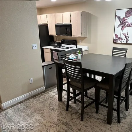 Image 6 - 7893 West Flamingo Road, Spring Valley, NV 89147, USA - Condo for sale