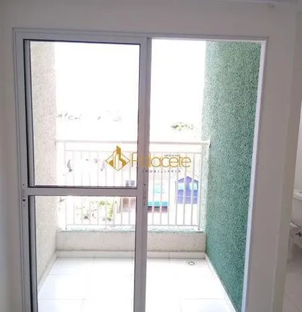 Buy this 2 bed apartment on Avenida José Monteiro Romão in Residencial Mantiqueira, Pindamonhangaba - SP