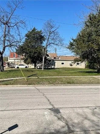 Image 7 - 129 East 5th Street, Ottawa, KS 66067, USA - House for sale