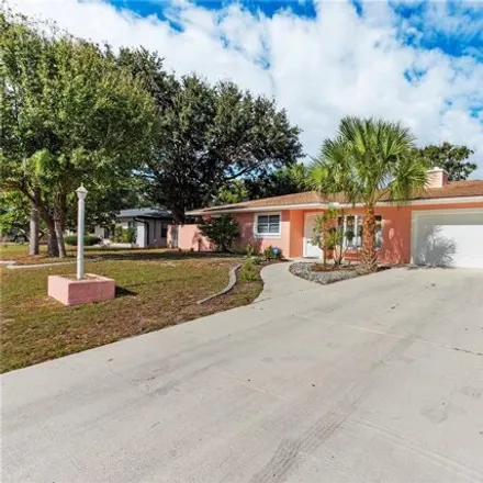 Rent this 3 bed house on 2601 Valencia Drive in Southgate, Sarasota County