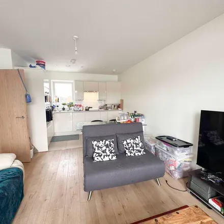 Image 4 - The Causeway, Lower Upnor, ME4 3SR, United Kingdom - Apartment for rent