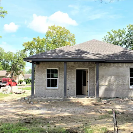 Buy this 3 bed house on 2705 Goliad Street in Beaumont, TX 77701