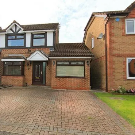 Buy this 3 bed house on Wakefield Road in Ellesmere Port, CH66 2HW