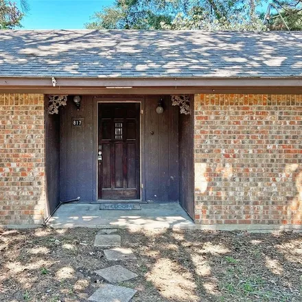 Buy this 2 bed house on 861 Tomahawk Trail in Van Zandt County, TX 75169