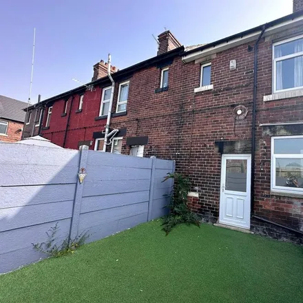 Image 9 - Rotherham Road/Middlecliff Lane, Rotherham Road, Little Houghton, S72 0EY, United Kingdom - Townhouse for rent