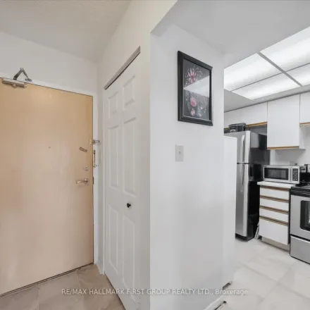 Image 1 - 3 Greystone Walk Drive, Toronto, ON M1K 5J3, Canada - Apartment for rent