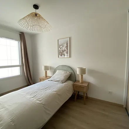 Rent this 3 bed apartment on 11 Route de Lyon in 69450 Saint-Cyr-au-Mont-d'Or, France