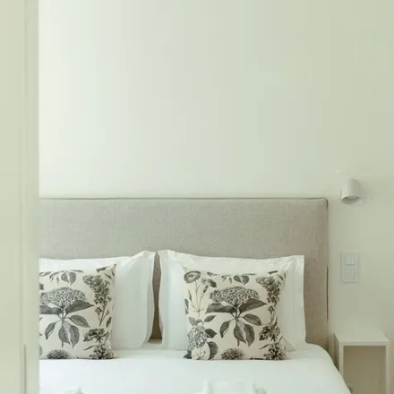 Rent this 1 bed apartment on Rua do Gurué 235 in 2775-561 Cascais, Portugal
