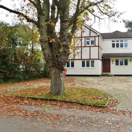 Buy this 4 bed house on Shenfield Gardens in Hutton, CM13 1DT
