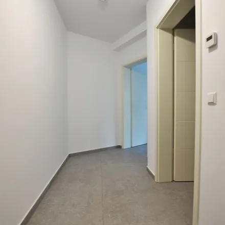 Rent this 4 bed apartment on Gneisenaustraße 12 in 04105 Leipzig, Germany