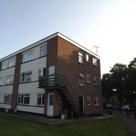 Rent this 2 bed apartment on Eastwood Old Road in Leigh on Sea, SS9 4SQ