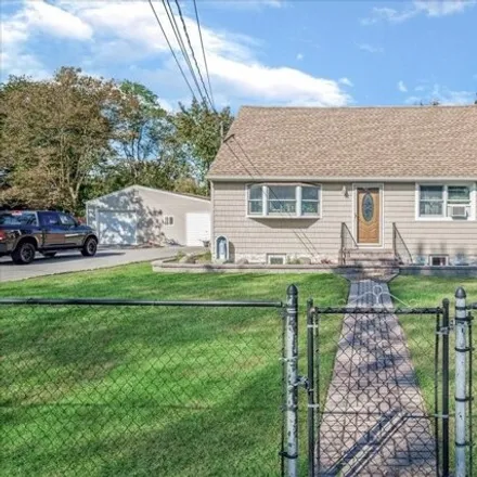 Buy this 6 bed house on 45 New Hampshire Avenue in North Bay Shore, Brentwood