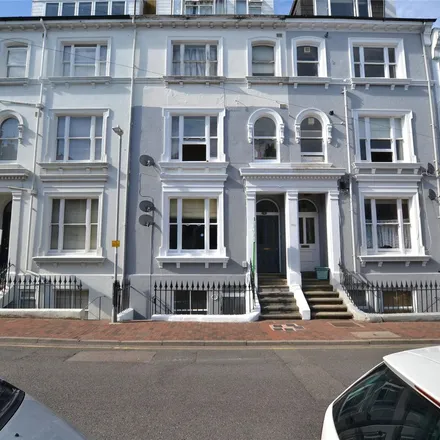 Image 4 - Dudley Road, Royal Tunbridge Wells, TN1 1LN, United Kingdom - Apartment for rent