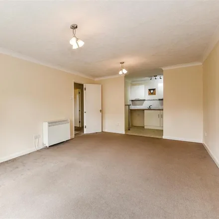 Image 5 - Walled Meadow, Andover, SP10 2RG, United Kingdom - Apartment for rent