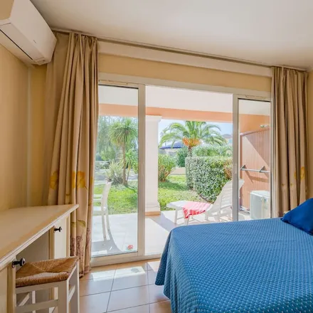 Rent this 2 bed apartment on 83380 Roquebrune-sur-Argens