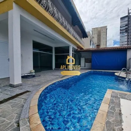 Buy this 4 bed house on Rua Doutor Solon Fernandes in Vila Galvão, Guarulhos - SP