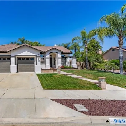 Buy this 4 bed house on 945 Corwin Place in Hemet, CA 92544