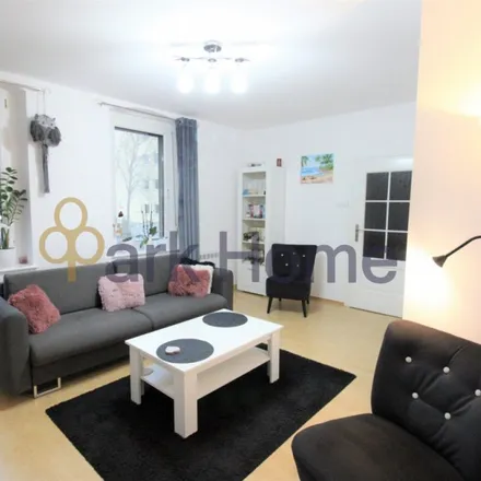 Buy this 3 bed apartment on Aleje Konstytucji 3 Maja in 64-110 Leszno, Poland