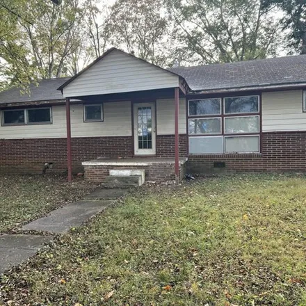 Buy this 3 bed house on 200 Oklahoma Street in Madisonville, Monroe County