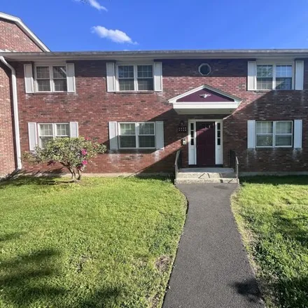 Buy this 1 bed condo on 1073 Blue Hills Avenue in Cottage Grove, Bloomfield