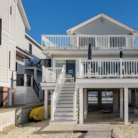 Buy this 4 bed house on 395 83rd Street in Stone Harbor, Cape May County