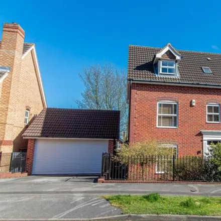Buy this 5 bed house on 6 College Road in Carlton, NG3 6FD