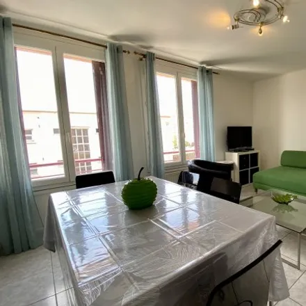 Image 8 - Lyon, Gerland, ARA, FR - Apartment for rent