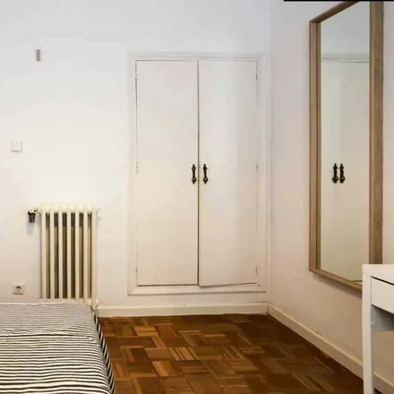 Image 3 - Avenida de Bruselas, 51, 28028 Madrid, Spain - Room for rent