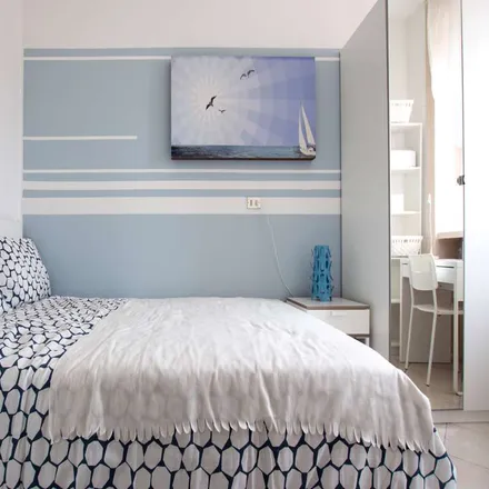 Rent this 6 bed room on Via Filippo Argelati in 30B, 20143 Milan MI