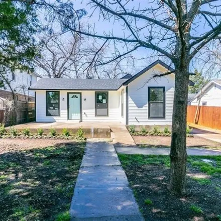 Buy this 3 bed house on 921 South Waverly Drive in Dallas, TX 75224