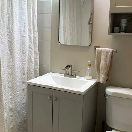 Image 6 - 701 East Shady Way, Arlington Heights, IL 60005, USA - Apartment for rent