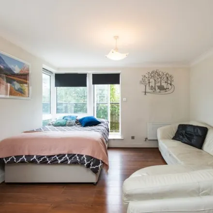 Rent this 3 bed room on Keel Court in 11 Newport Avenue, London
