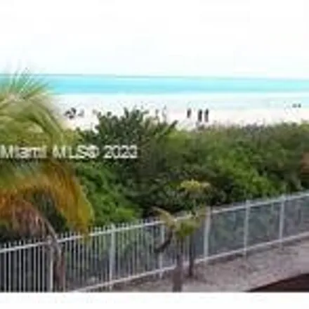 Image 9 - Maison Grande Condominium, 6039 Collins Avenue, Miami Beach, FL 33140, USA - Condo for rent