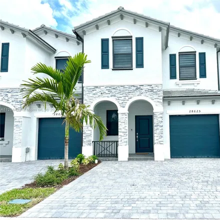 Rent this 3 bed townhouse on Southwest 133rd Avenue in Homestead, FL 33033