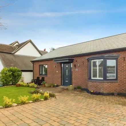 Buy this 2 bed house on Cliff Drive in Radcliffe on Trent, NG12 1AX