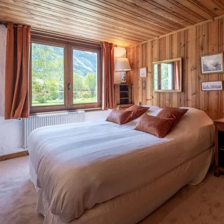 Rent this 6 bed house on 74400 Chamonix-Mont-Blanc