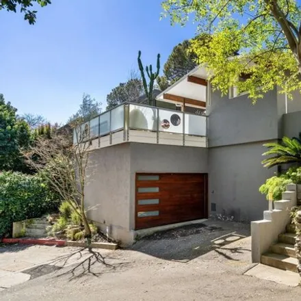 Image 1 - 2915 Westbrook Avenue, Los Angeles, CA 90046, USA - House for sale