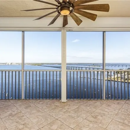Image 1 - High Point Place Building II, 2090 West First Street, Fort Myers, FL 33901, USA - Condo for sale