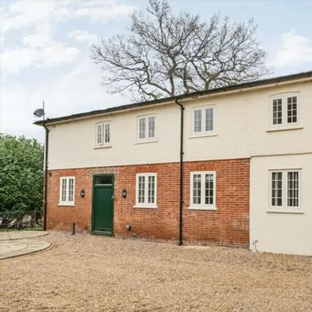 Rent this 3 bed house on Garden House Lane in St Albans, AL3 6JZ