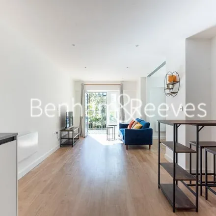 Image 5 - Beaufort Square, London, NW9 5SQ, United Kingdom - Apartment for rent