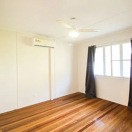 Image 5 - Coverack Street, Leichhardt QLD 4305, Australia - Apartment for rent
