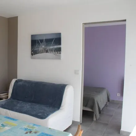 Rent this 2 bed apartment on 13620 Carry-le-Rouet
