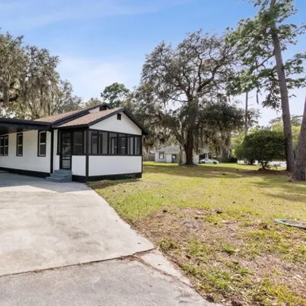 Buy this 6 bed house on 1532 Delaware Avenue in Lackawanna, Jacksonville