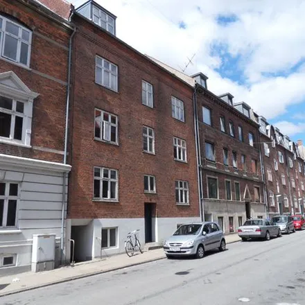 Rent this 2 bed apartment on Doktor Lassens Gade 3 in 8900 Randers C, Denmark